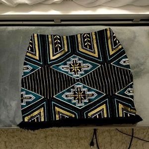 H&M embroidered mini skirt US size 6